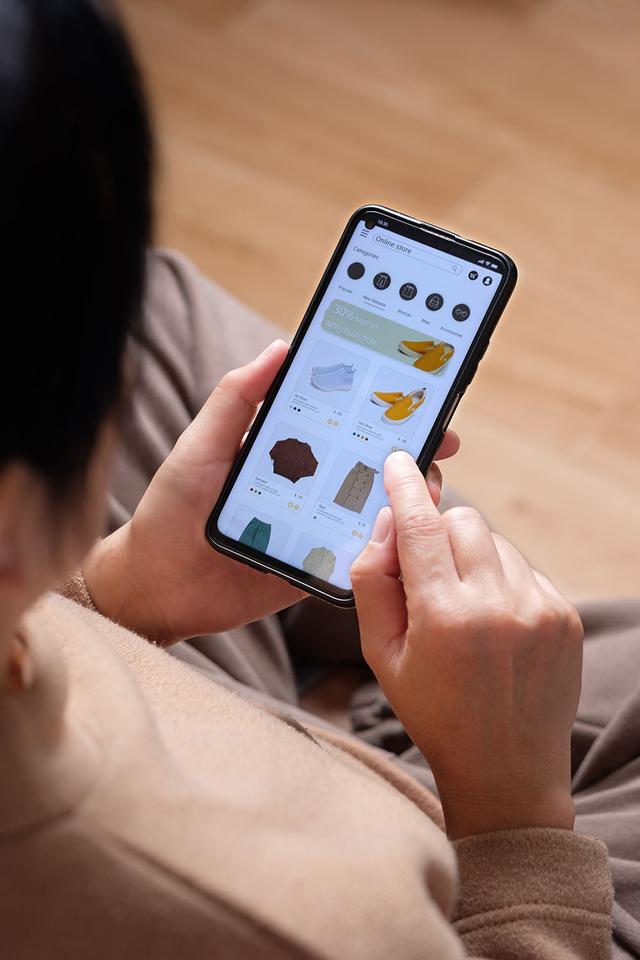 Customer using e-commerce platform on mobile